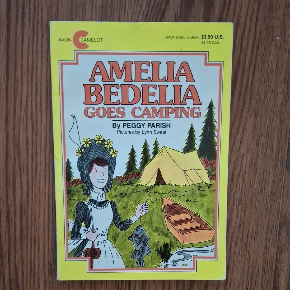 Amelia Bedelia Goes Camping Book
